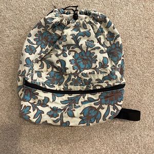 Roxy draw string backpack